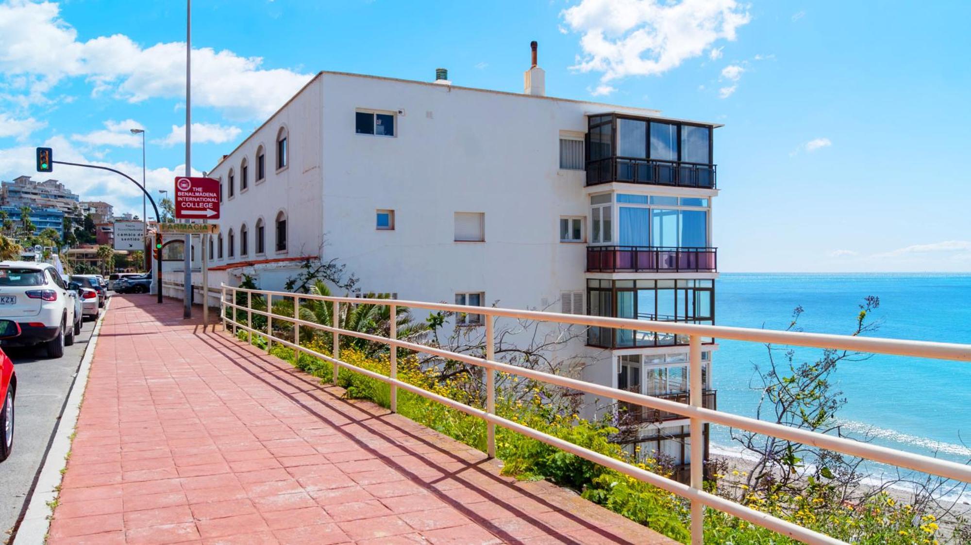 Malibu Dreams 2 Bedroom *